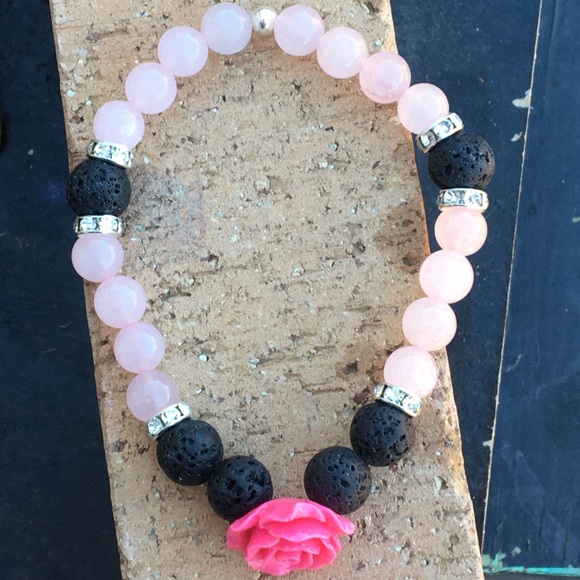 Pink Rose Quartz Black Lava Rock Diffuser Bracelet - Picture 4 of 6